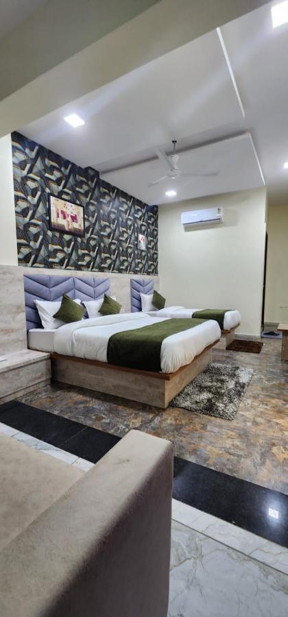 Hotel Sunrise Vadodara Luaran gambar
