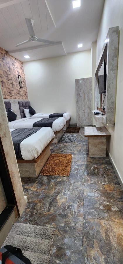 Hotel Sunrise Vadodara Luaran gambar