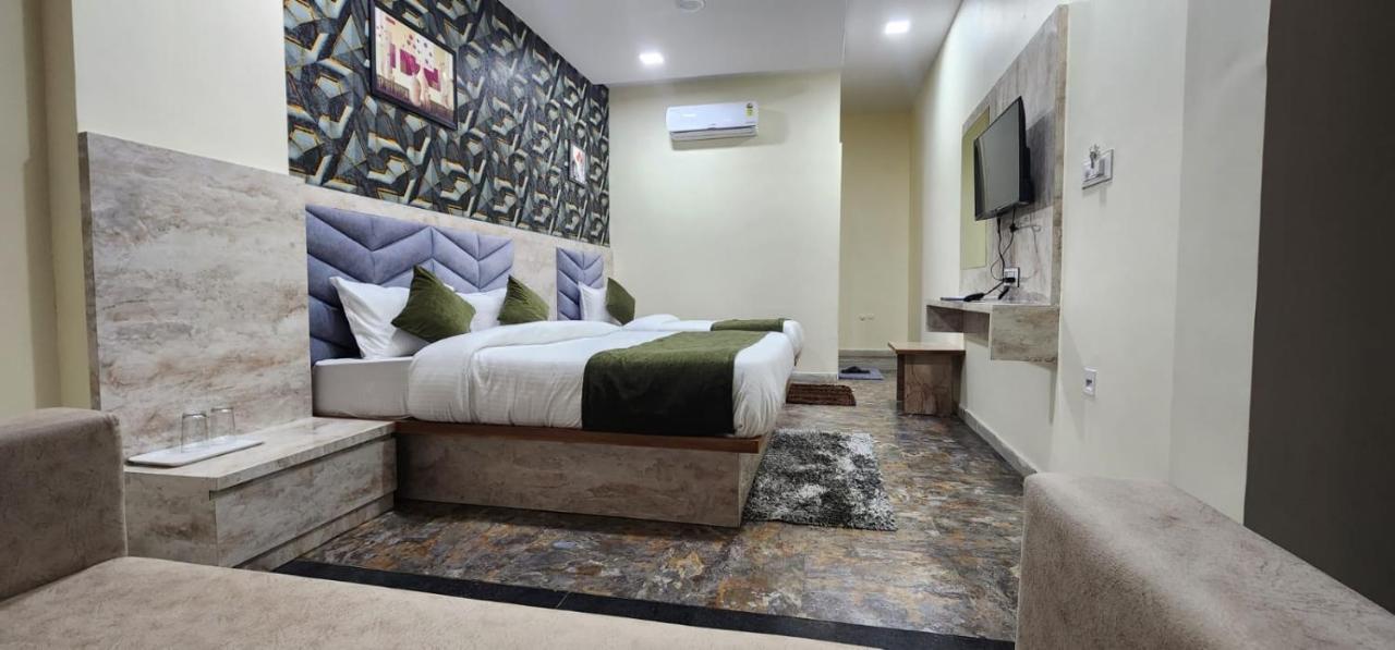 Hotel Sunrise Vadodara Luaran gambar